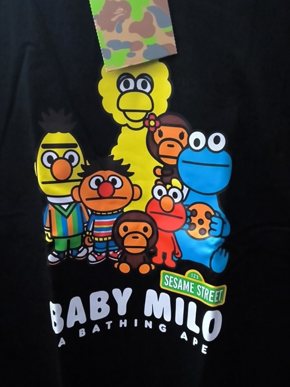 A Bathing Ape Baby Milo x Sesame Street Black Shirt Size 2XL Runs Small XL - Picture 4 of 6